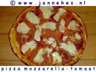 recepten voor pizza mozzarella met tomaat