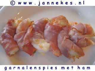 barbecue recept garnalenspies met ham