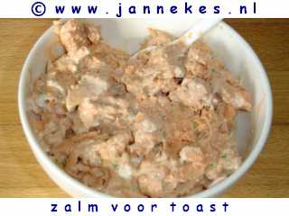 recept voor Zalmsalade voor op toast